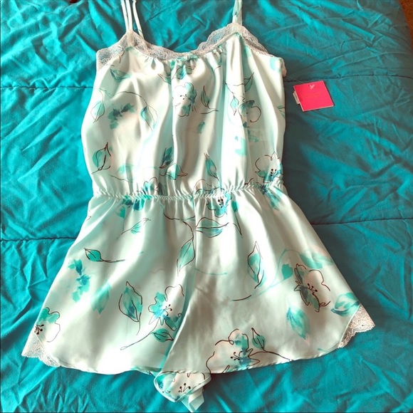 Kate Spade Cherry Blossom Print Romper NWT - Picture 4 of 4